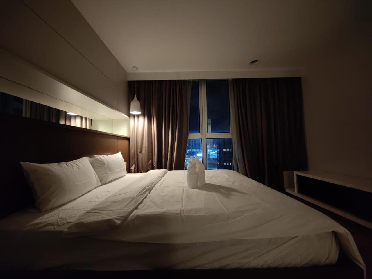 Mulberry Verve Suites Kl Mid Valley Kuala Lumpur Exterior foto
